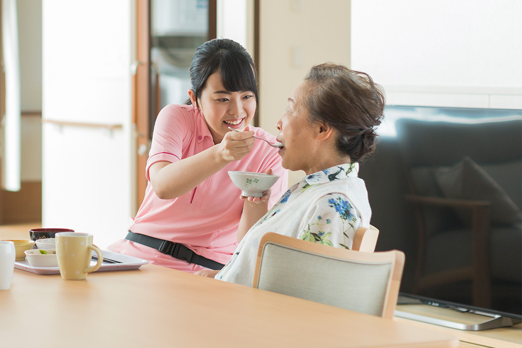 入れ歯の製作・調整・修理